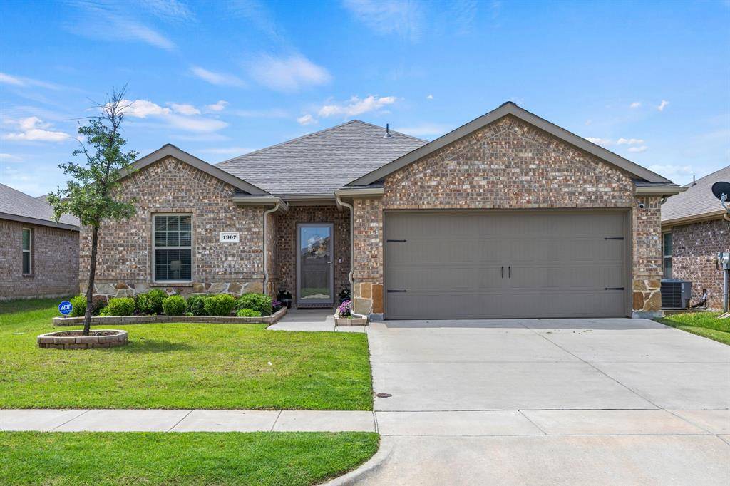 Farmersville, TX 75442,1907 Yale Street