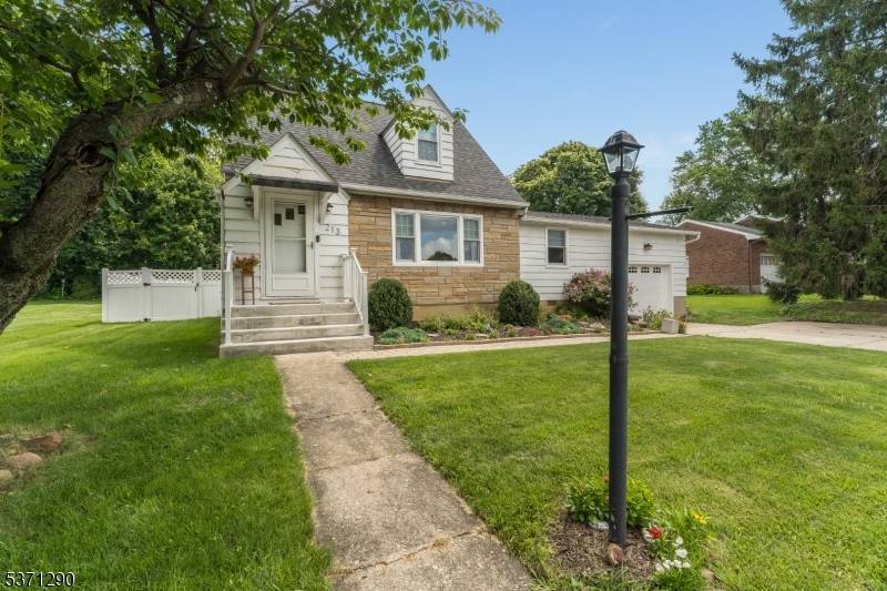 Lopatcong Twp., NJ 08865,213 Stelko Ave