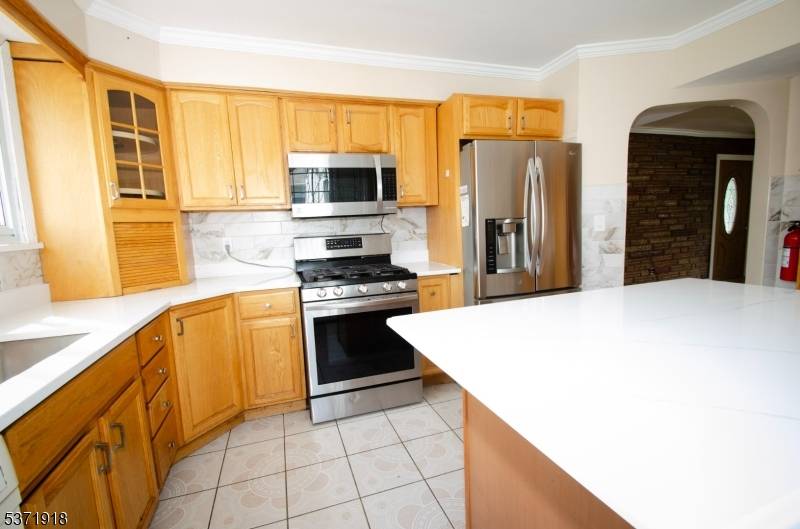Clifton City, NJ 07014,7 Frances St