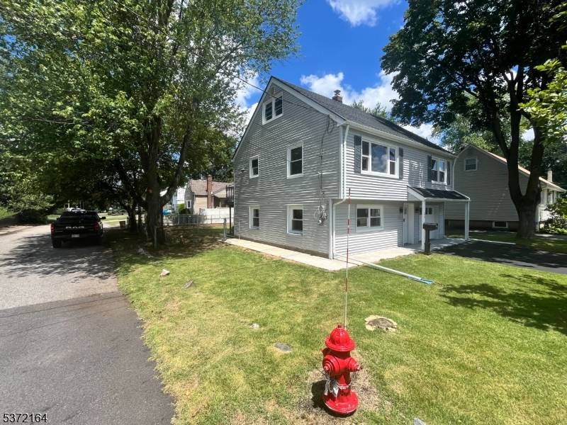 Wanaque Boro, NJ 07420,44 Lakeside Ave