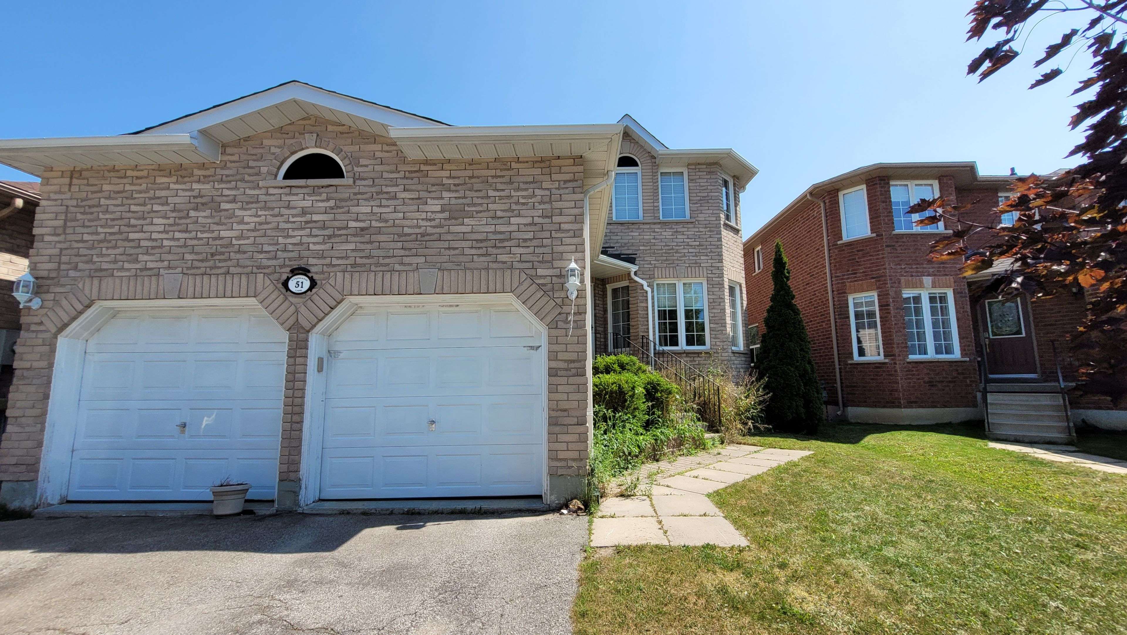 Barrie, ON L4N 0V1,51 Stephanie LN