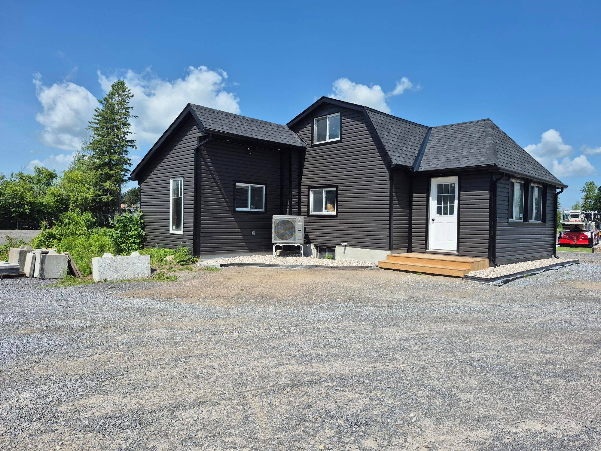 Carp - Huntley Ward, ON K0A 1L0,2775 Carp RD