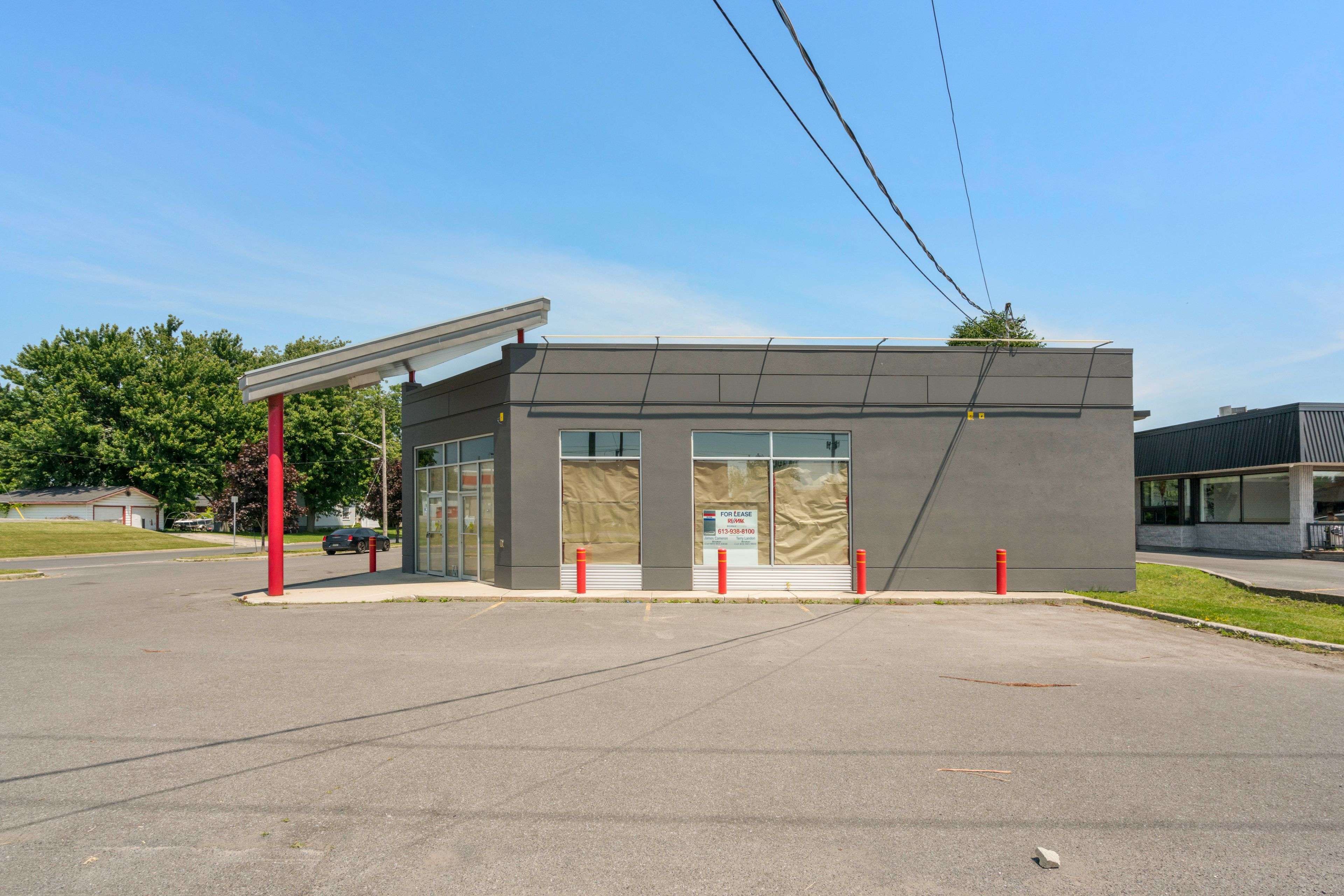 Cornwall, ON K6J 4P6,1139 Brookdale AVE