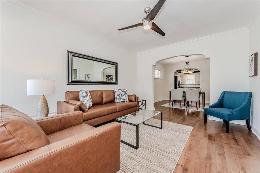 Kitchener, ON N2G 3N8,61 Stirling AVE S