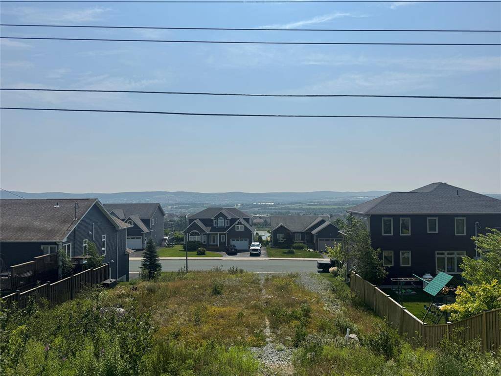 Mount Pearl, NL A1N 0C5,10 Pembury Close