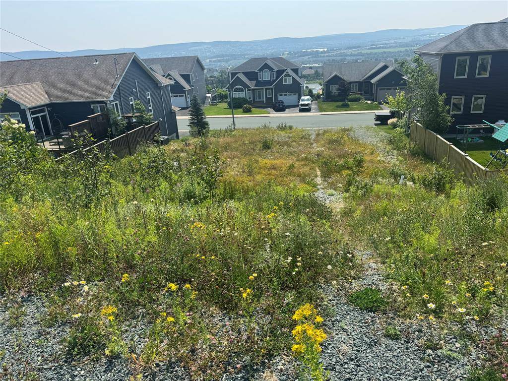 Mount Pearl, NL A1N 0C5,10 Pembury Close