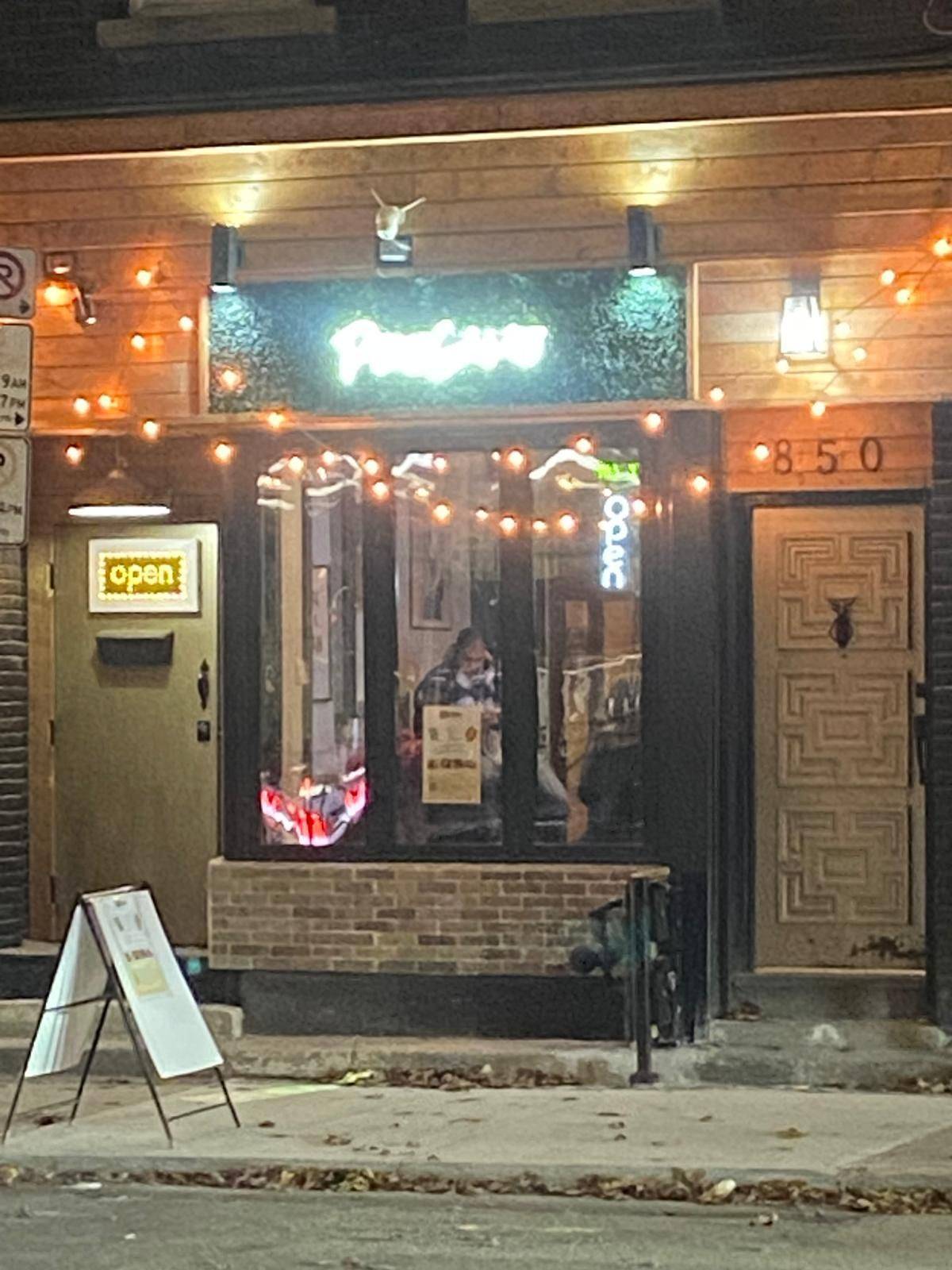 Toronto C02, ON M5R 3G1,850 Bathurst ST