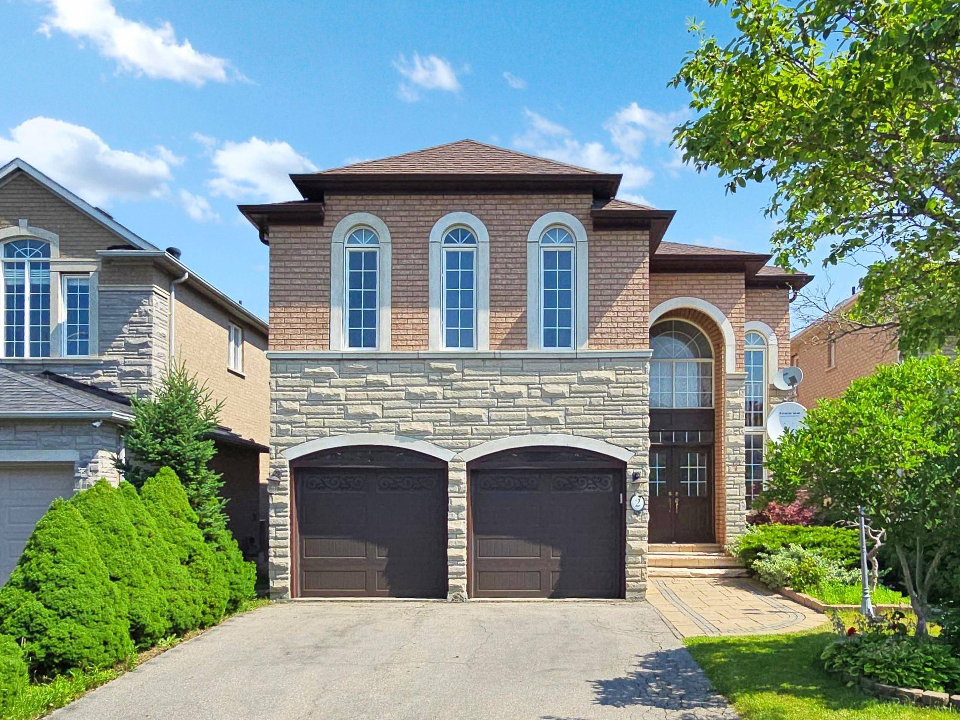 Richmond Hill, ON L4S 1Y1,2 Lord Nelson CT