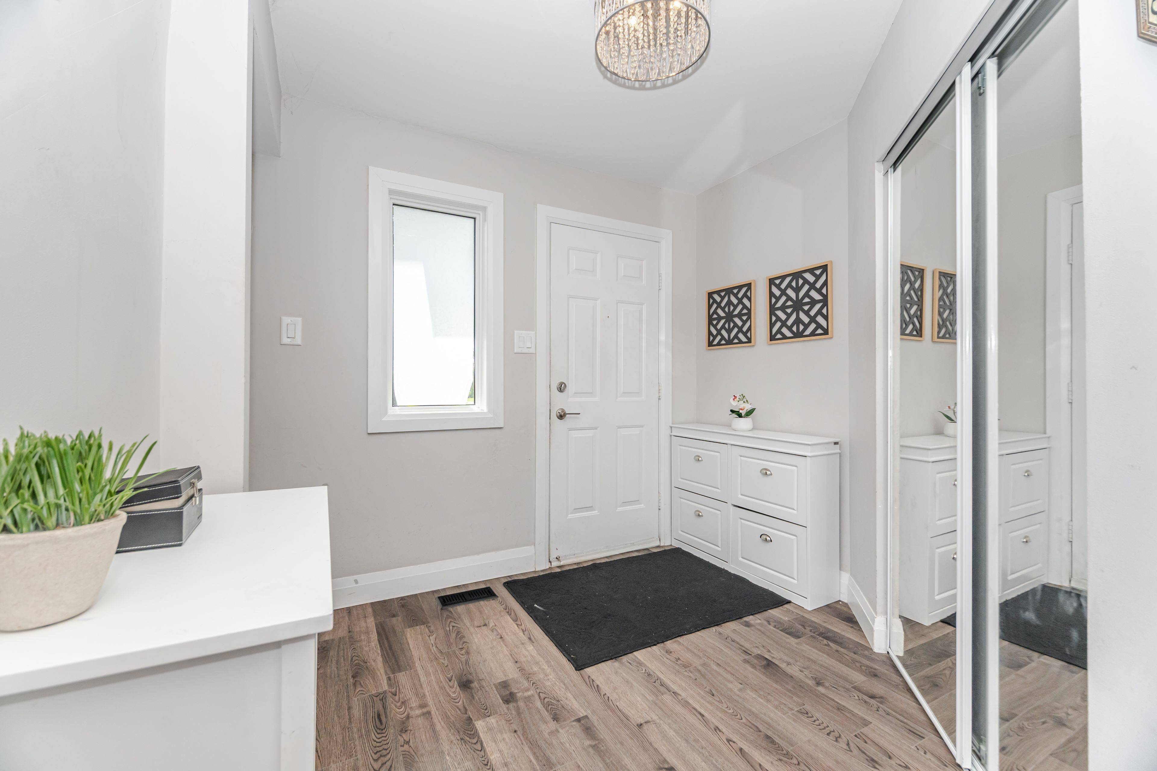 Brampton, ON L6Y 4R4,43 Ashbrook WAY