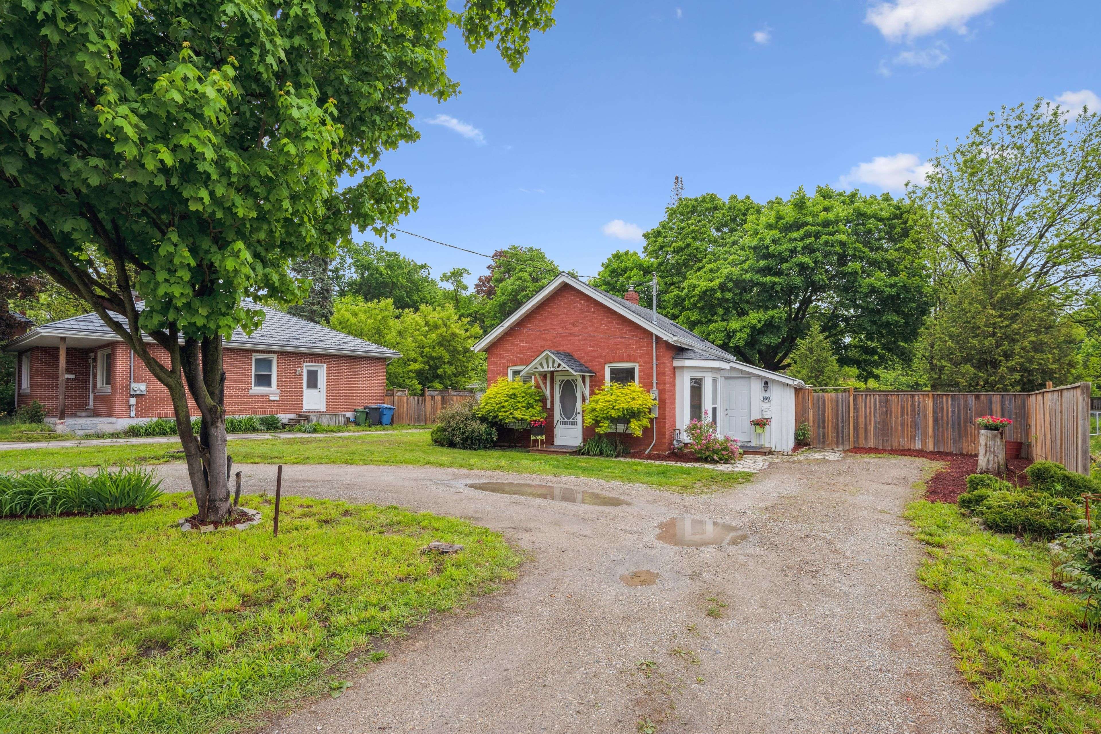 Guelph, ON N1H 5R6,169 Edinburgh RD N