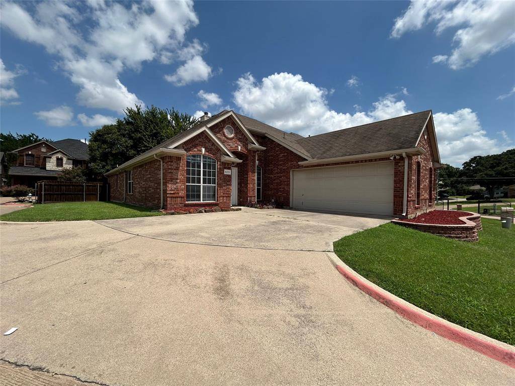 Arlington, TX 76016,4215 Glen Garden Drive