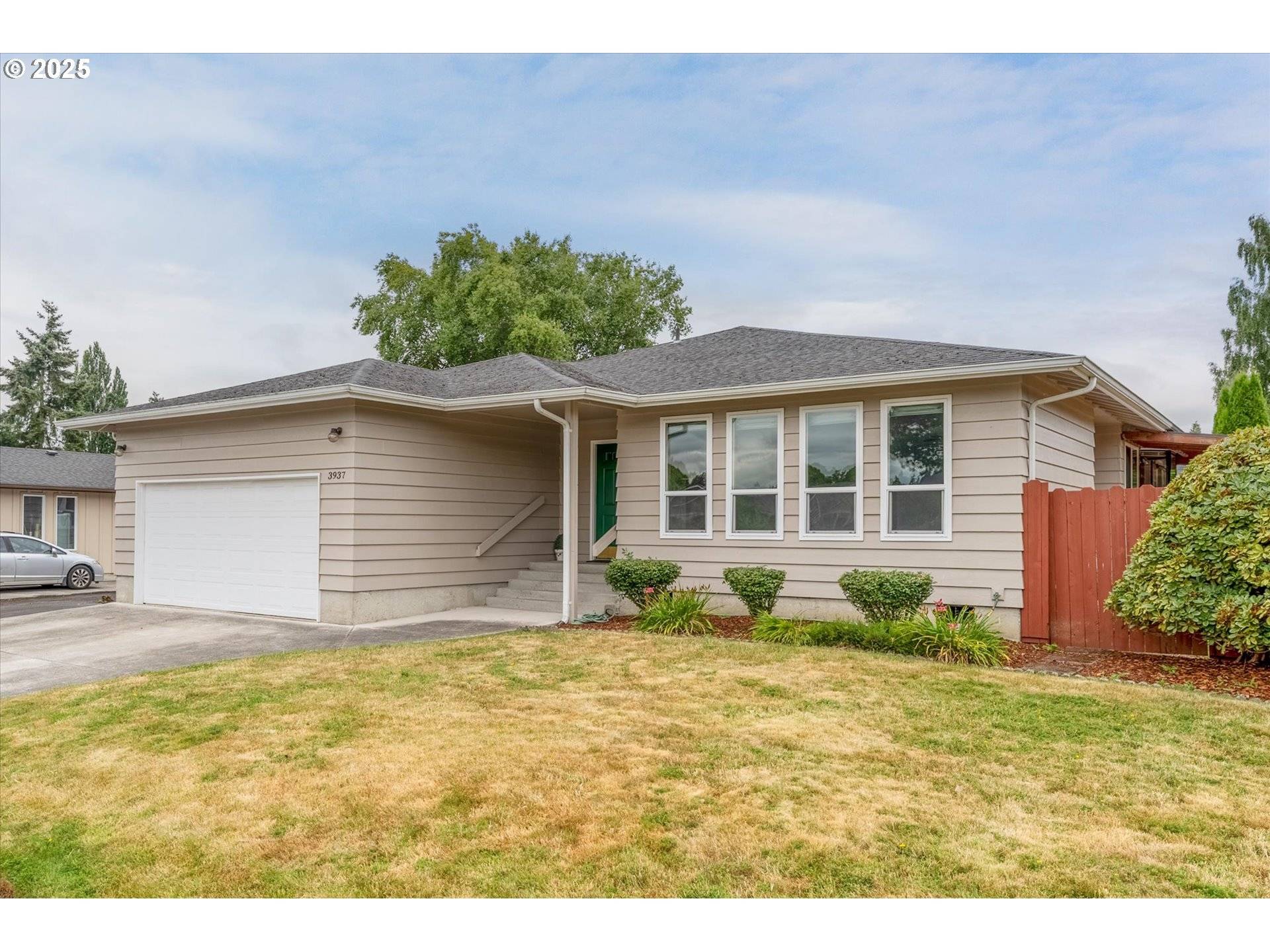 Longview, WA 98632,3937 GARDENIA ST