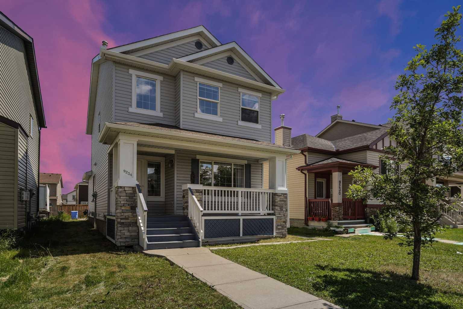 Calgary, AB T3J 0J9,9234 Saddlebrook DR NE