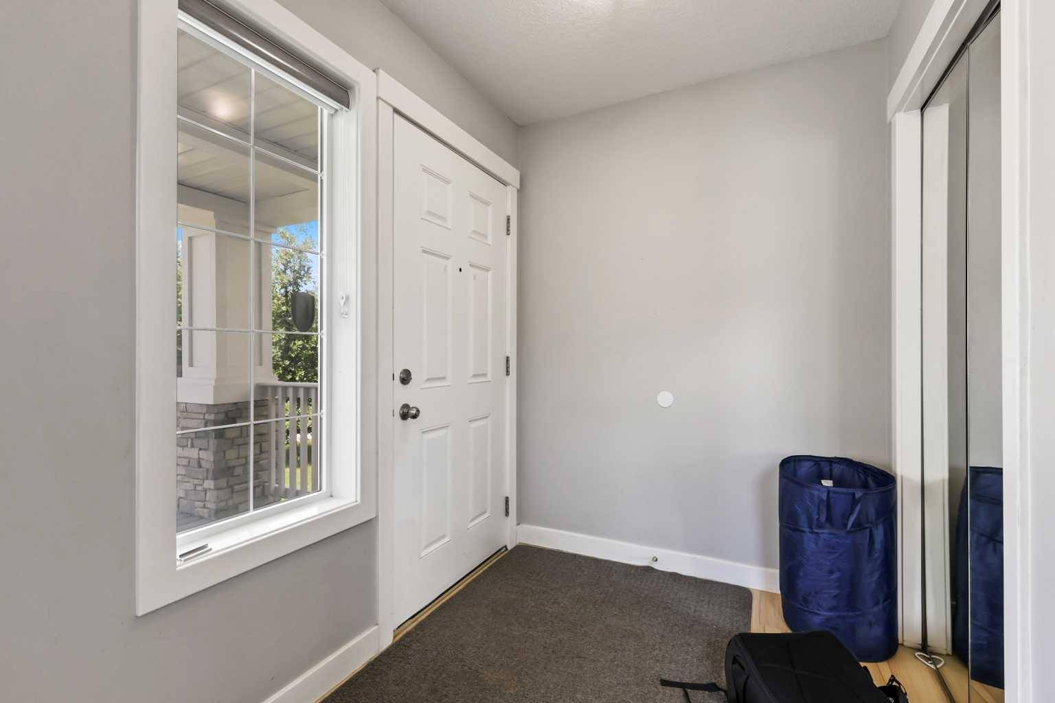 Calgary, AB T3J 0J9,9234 Saddlebrook DR NE
