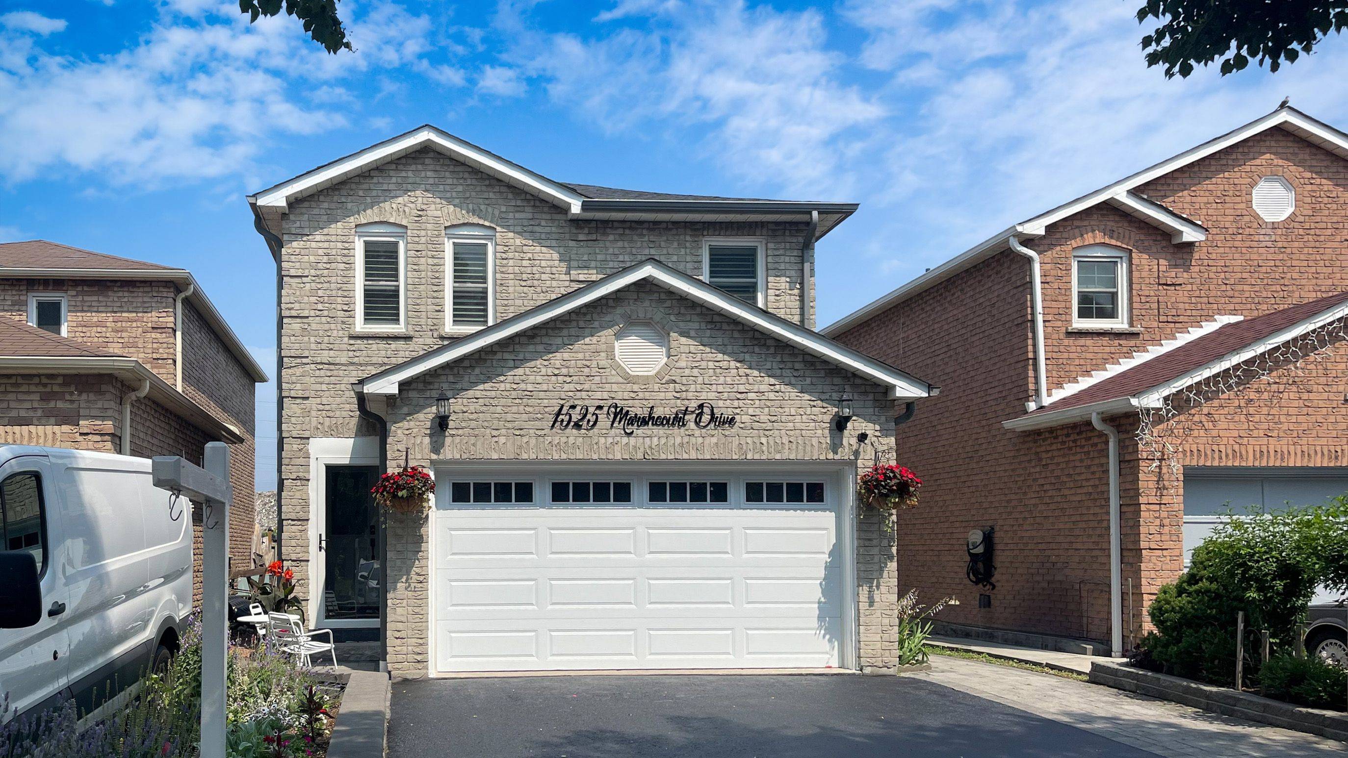 Pickering, ON L1V 6C8,1525 Marshcourt DR