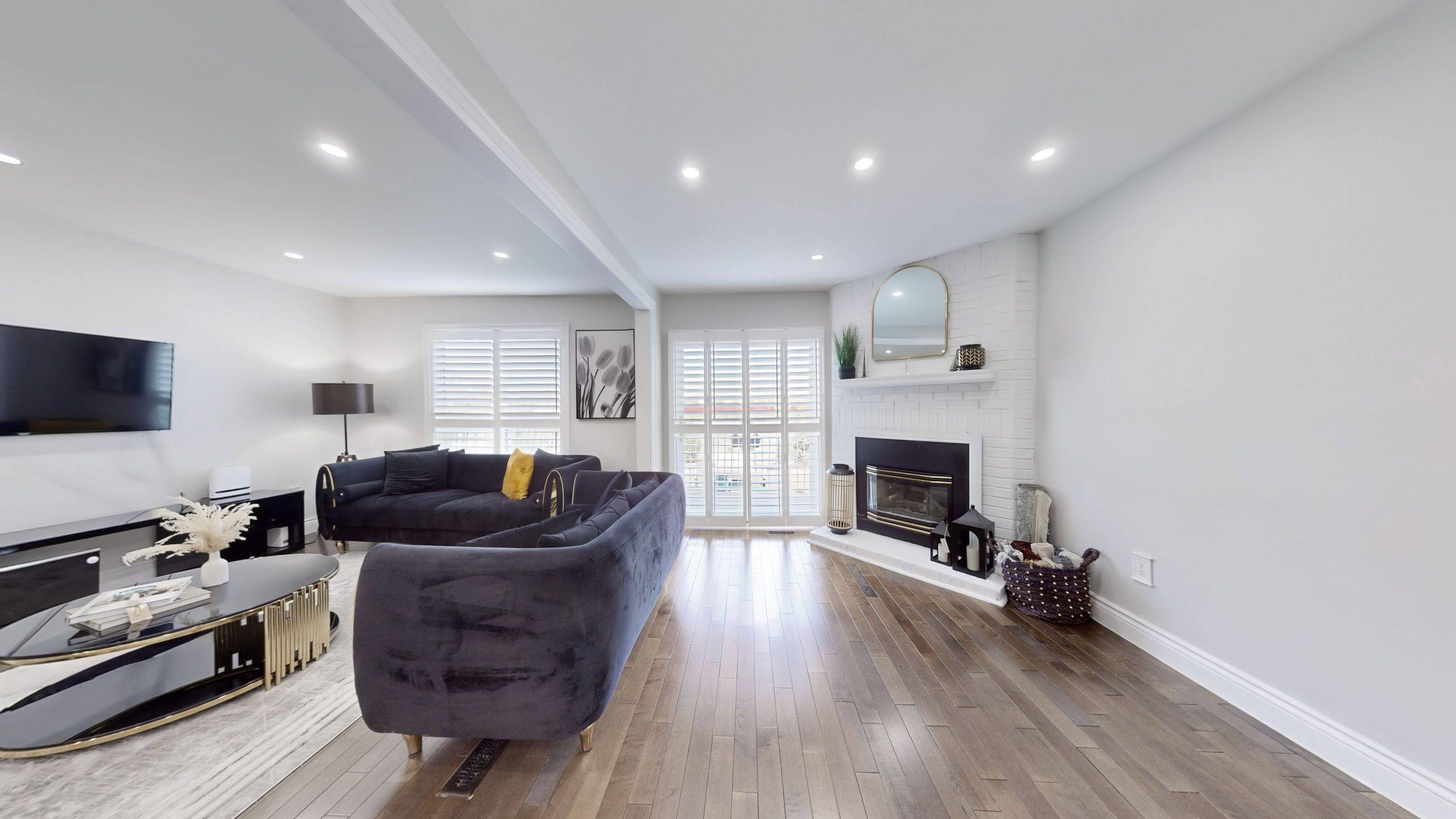 Pickering, ON L1V 6C8,1525 Marshcourt DR