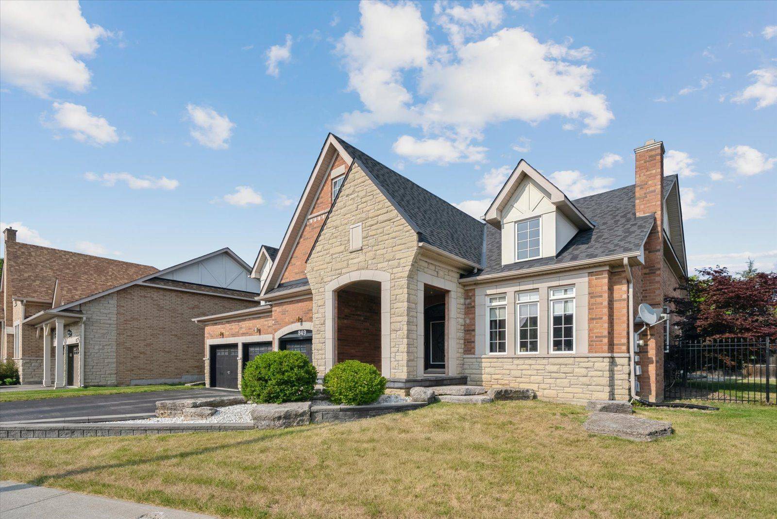 Oshawa, ON L1K 0C5,849 Hanmore ST