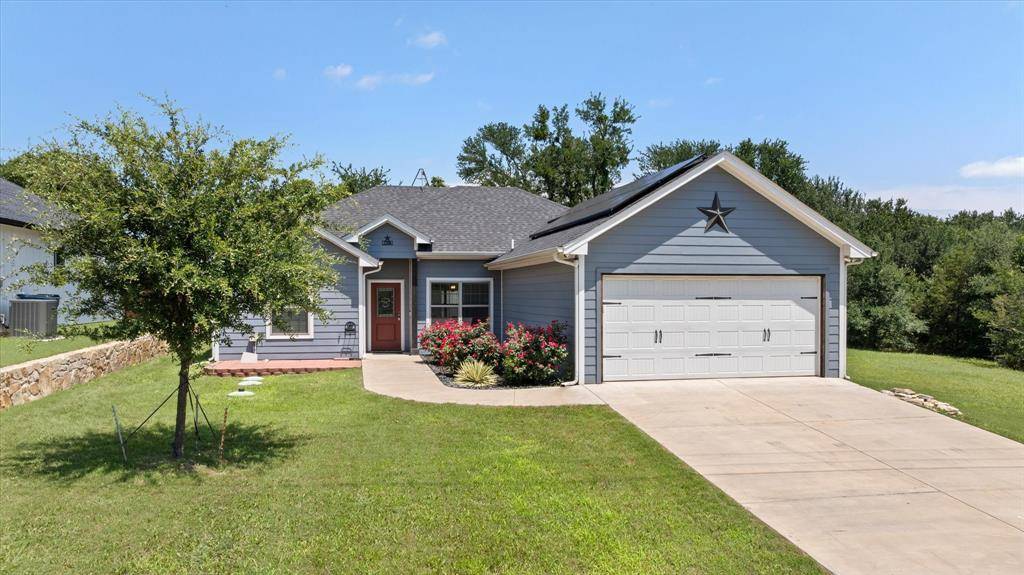 Granbury, TX 76048,2206 Navasota Street