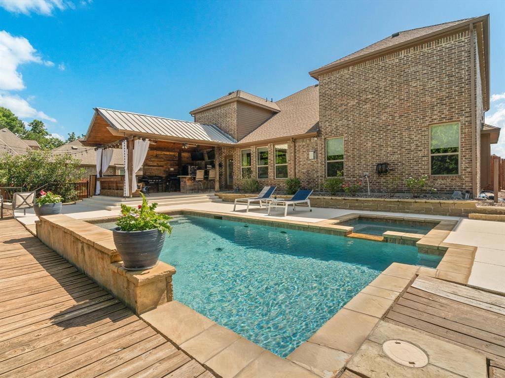 Rowlett, TX 75088,5302 Fairmont Court