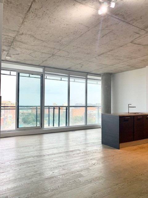Toronto C08, ON M5A 1K6,318 King ST E #1111