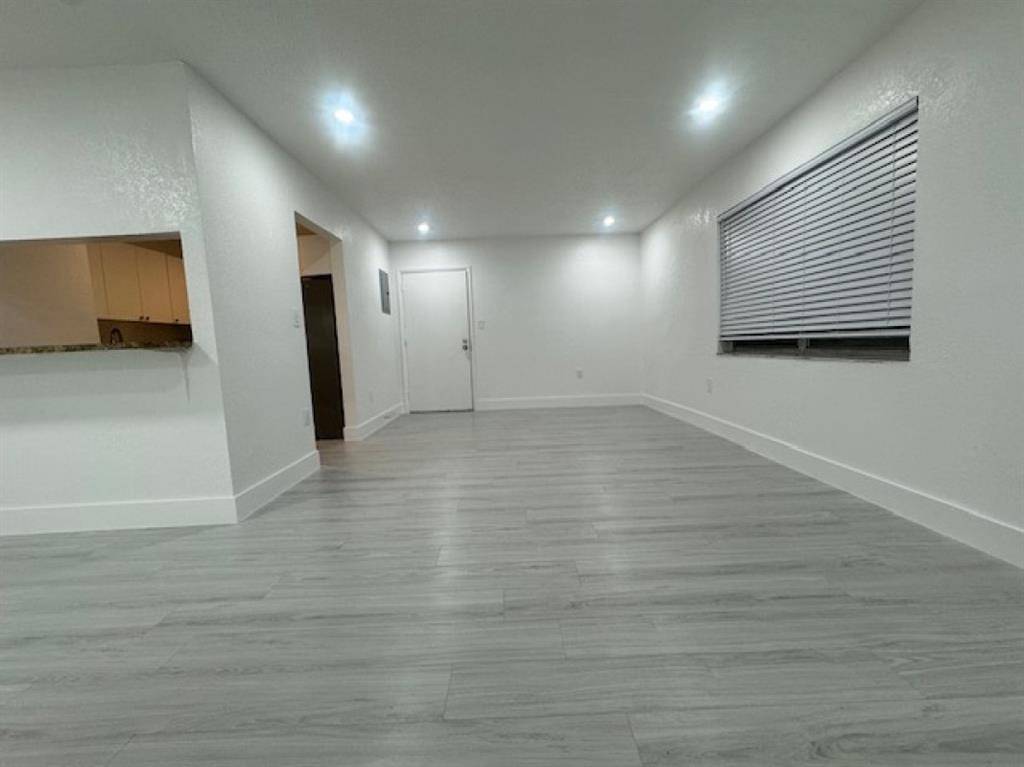 Hollywood, FL 33023,5525 SW 41st St #115