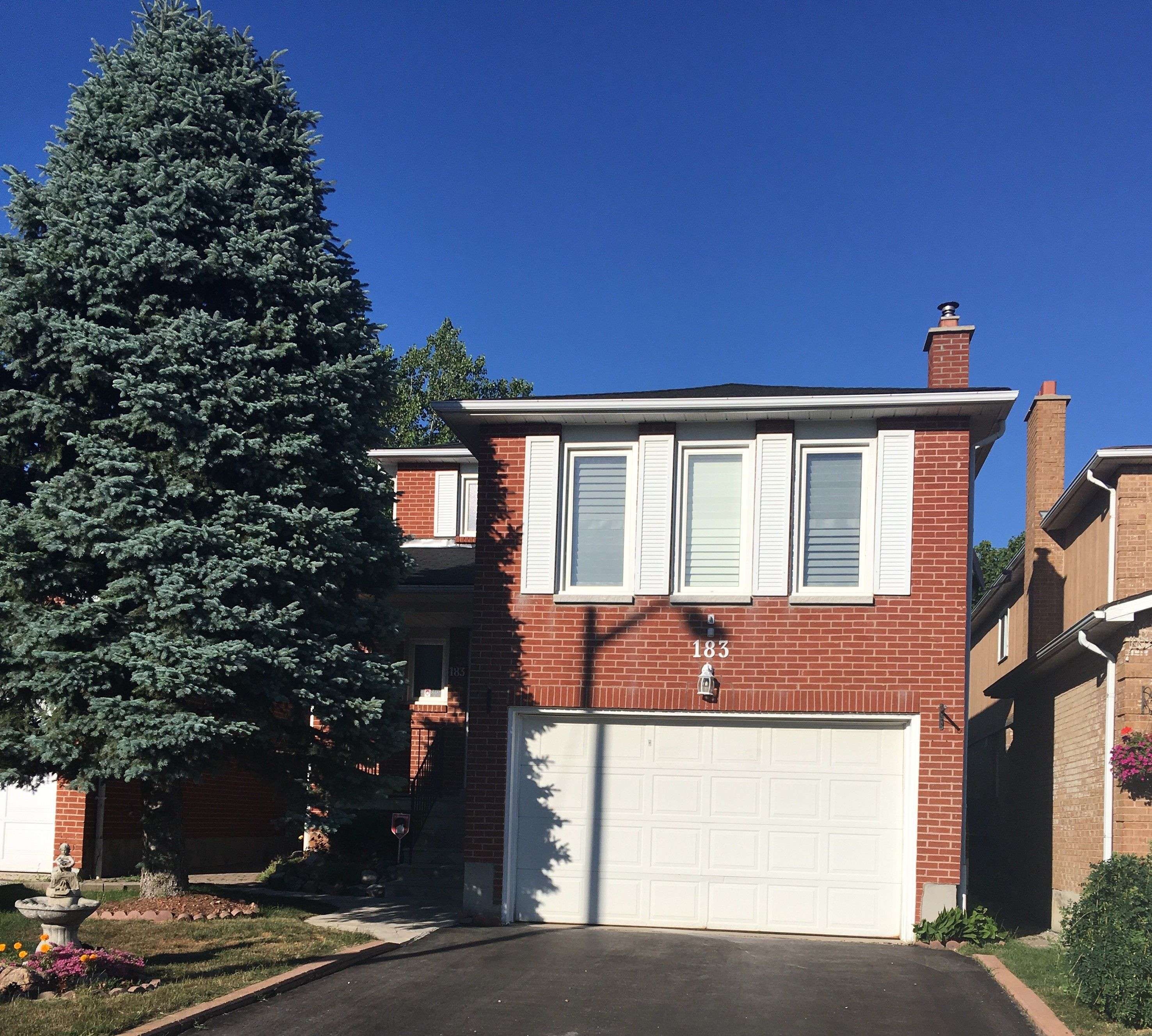 Richmond Hill, ON L4C 8X7,183 Kersey CRES E