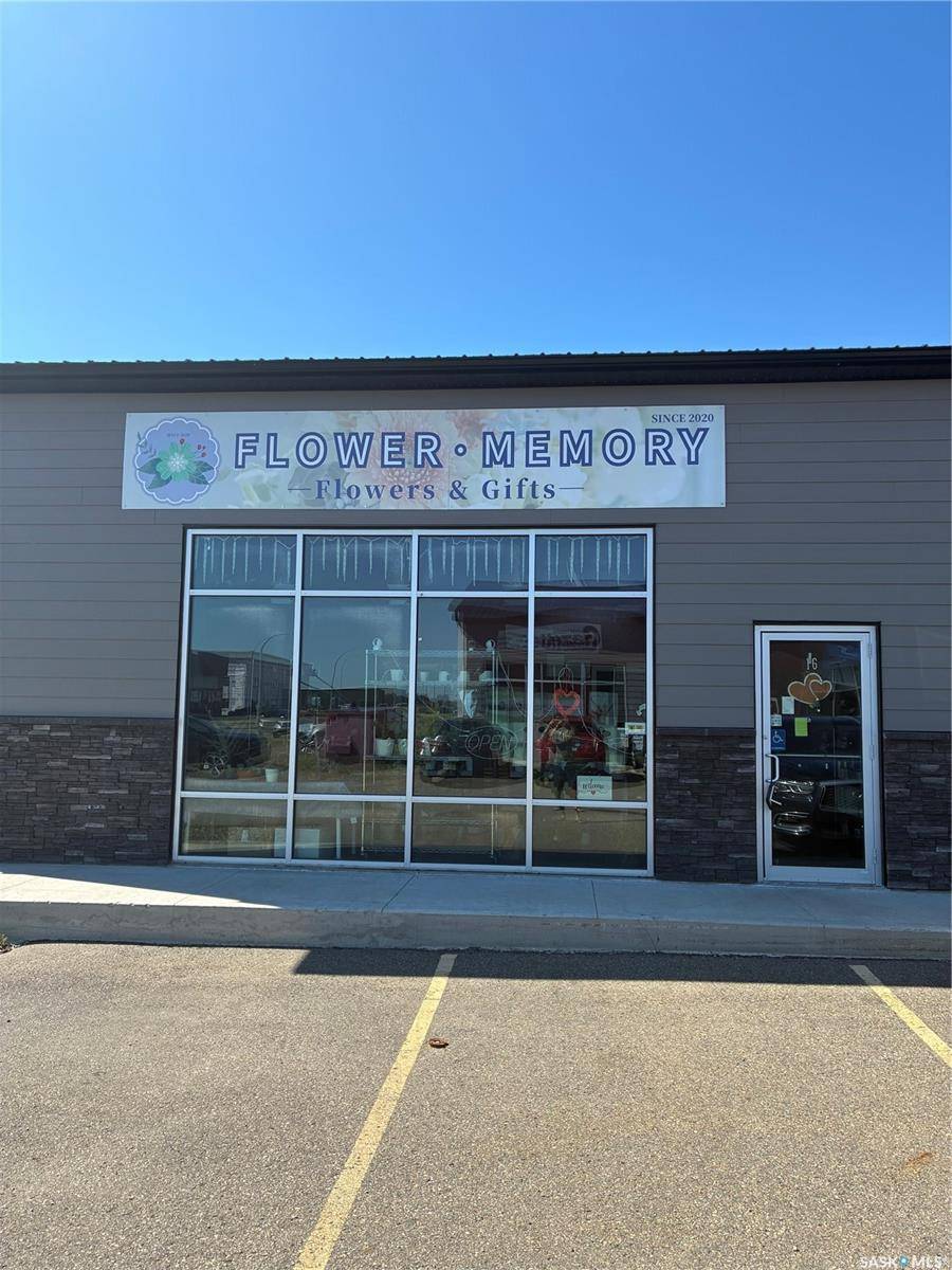 Warman, SK S0K 4S3,1211 Boucher AVENUE #16