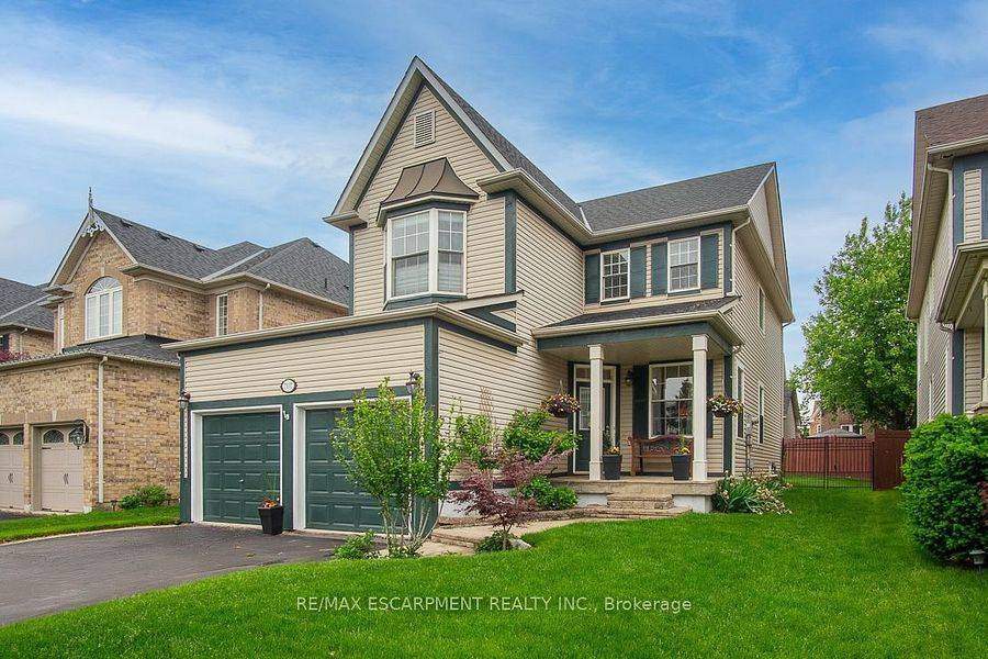 Mississauga, ON L5W 1W5,7107 Appletree LN