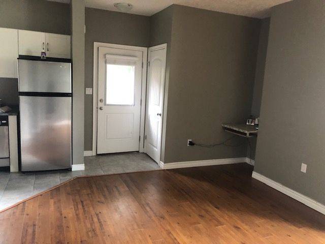 Centre Wellington, ON N1M 2X3,654 St David ST #Main Level