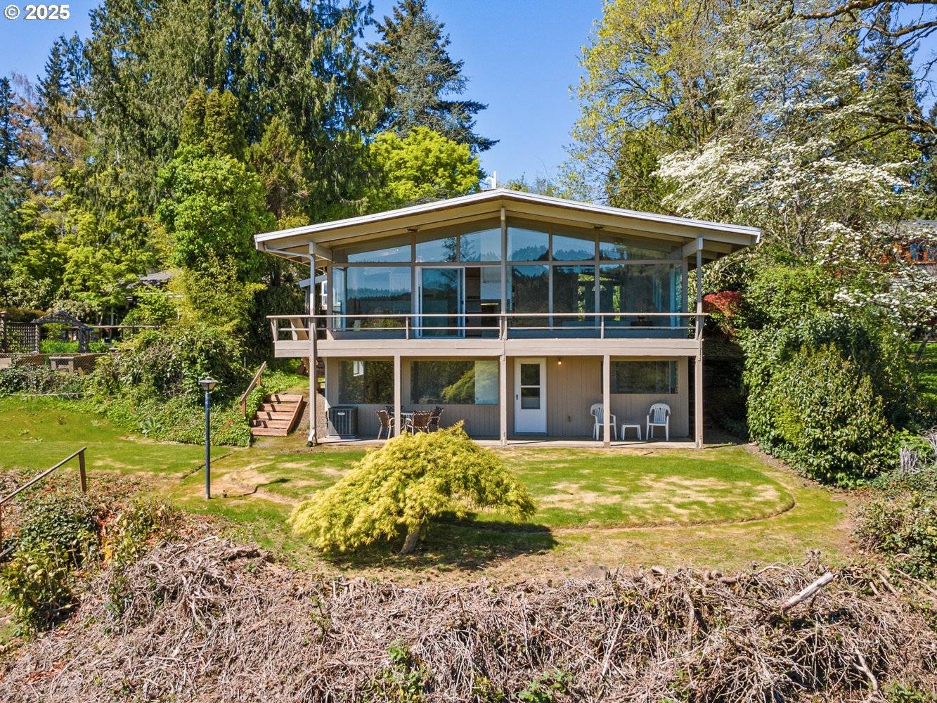 Lake Oswego, OR 97035,3730 UPPER DR