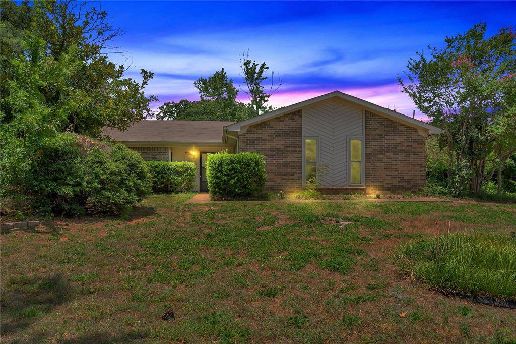 Colleyville, TX 76034,6304 Kingston Drive