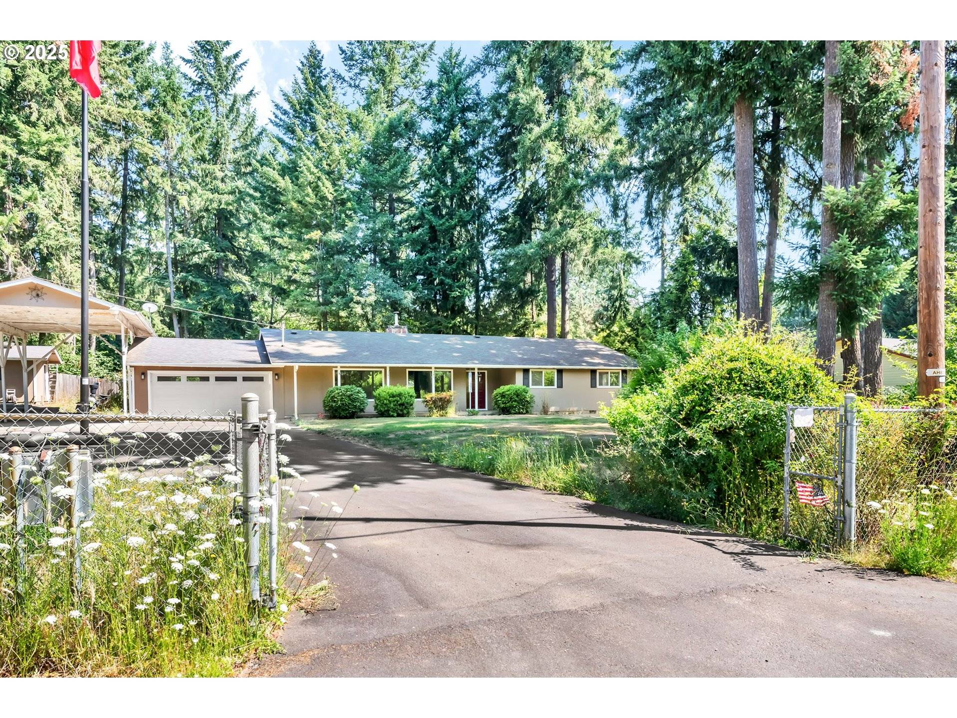 Veneta, OR 97487,26019 MARINA RD