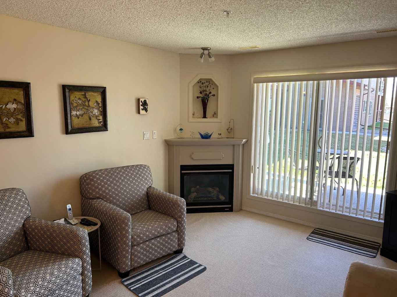 Red Deer, AB T4R 3J1,18 Averill ST #125