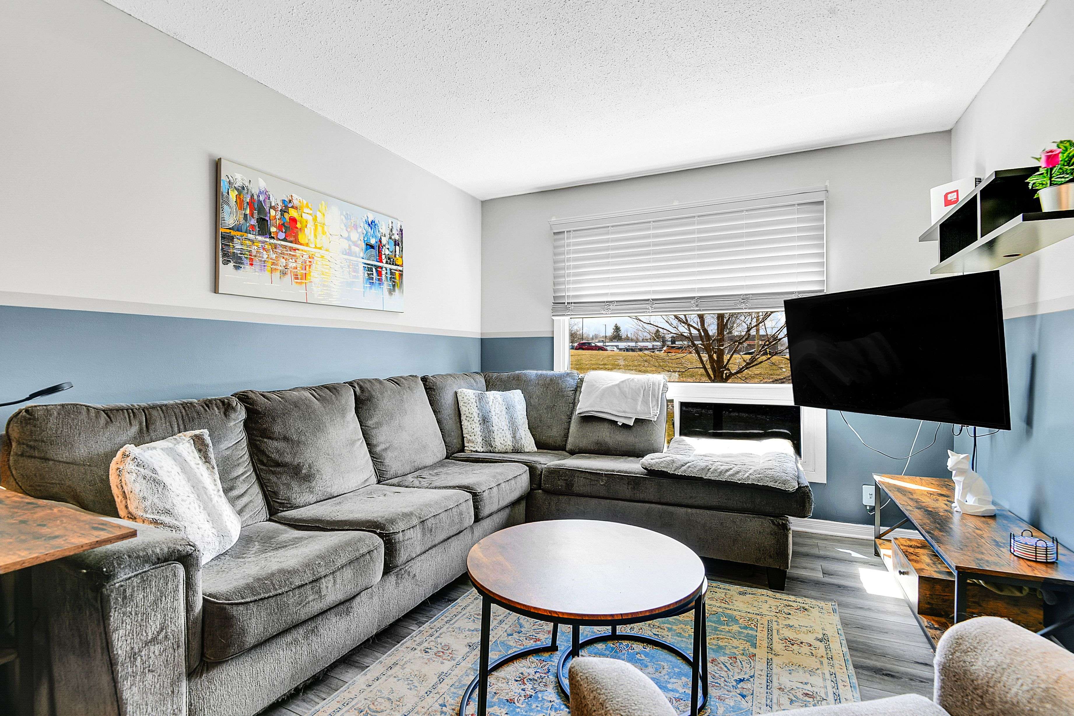 Orleans - Convent Glen And Area, ON K1C 2K4,1348 Bakker CT #108