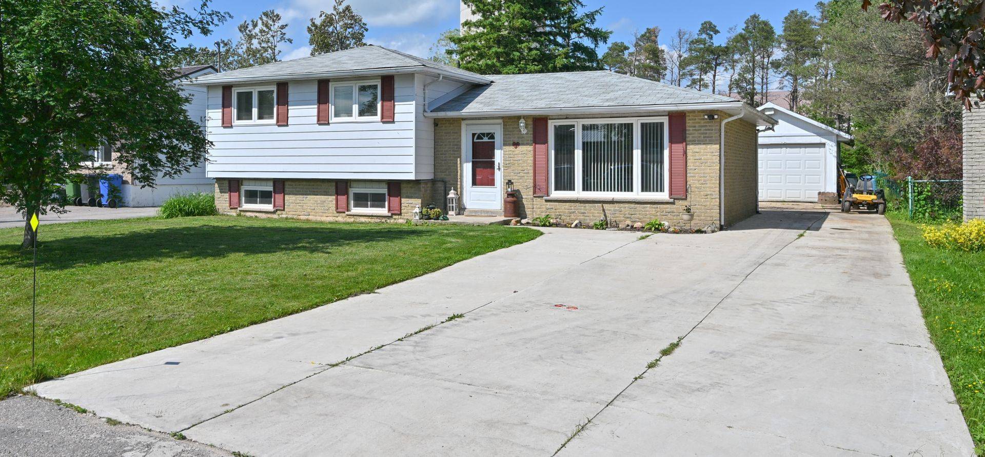 Southgate, ON N0C 1B0,7 McDowell ST
