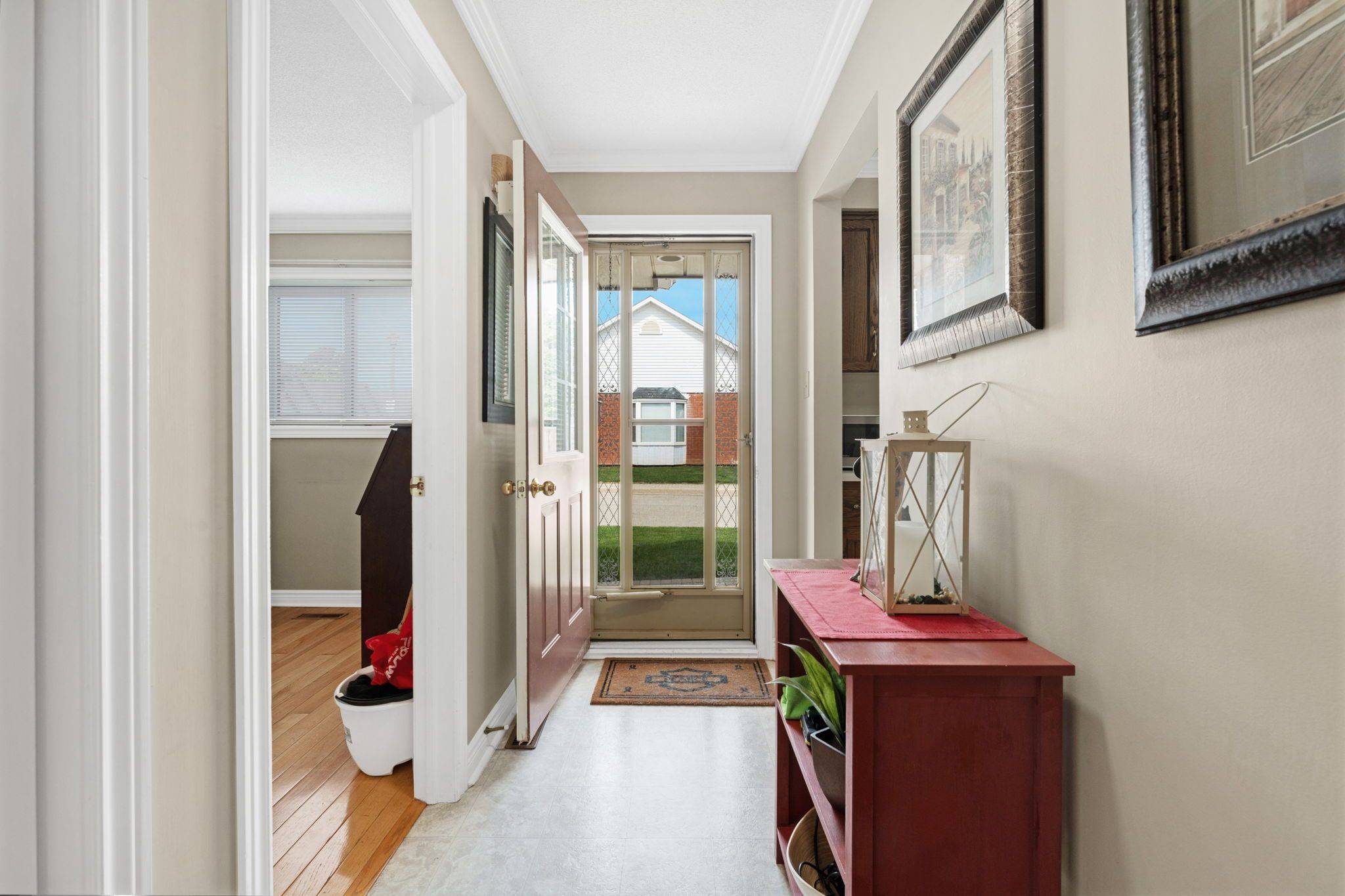 Grimsby, ON L3M 5G3,10 Wentworth DR #20