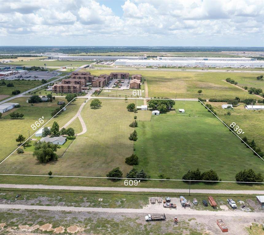 Wilmer, TX 75172,330,332,334 S Goode Road