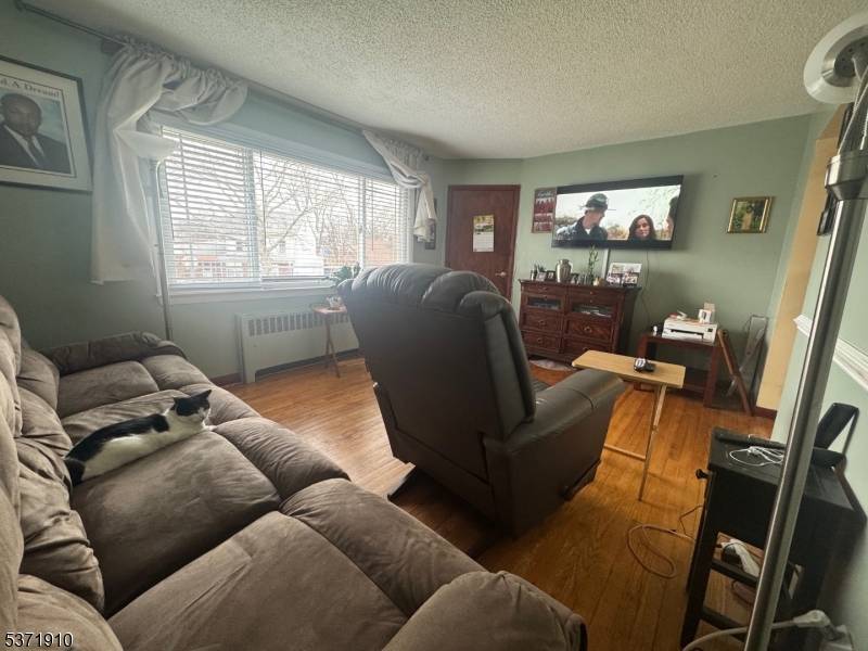 Passaic City, NJ 07055,29 Poplar St