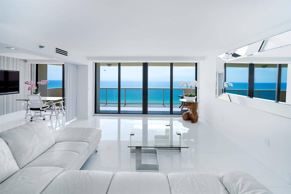 Miami Beach, FL 33140,5757 Collins Ave #1805