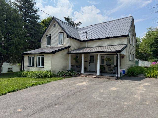 Bancroft, ON K0L 1C0,12 Hastings ST S