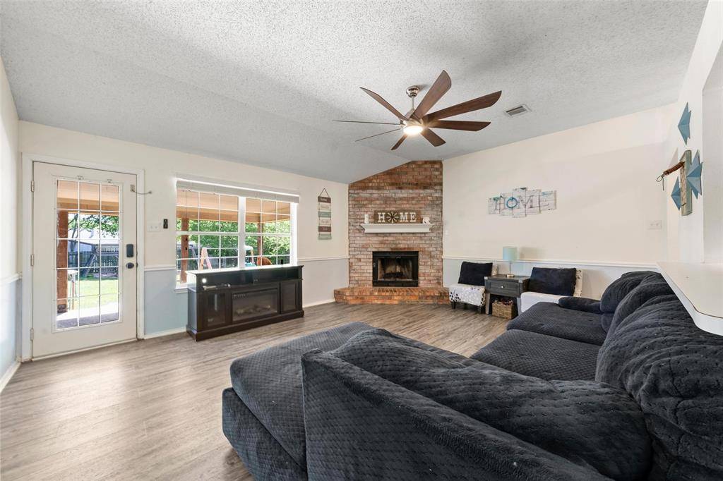 Woodway, TX 76712,197 Norwood Drive