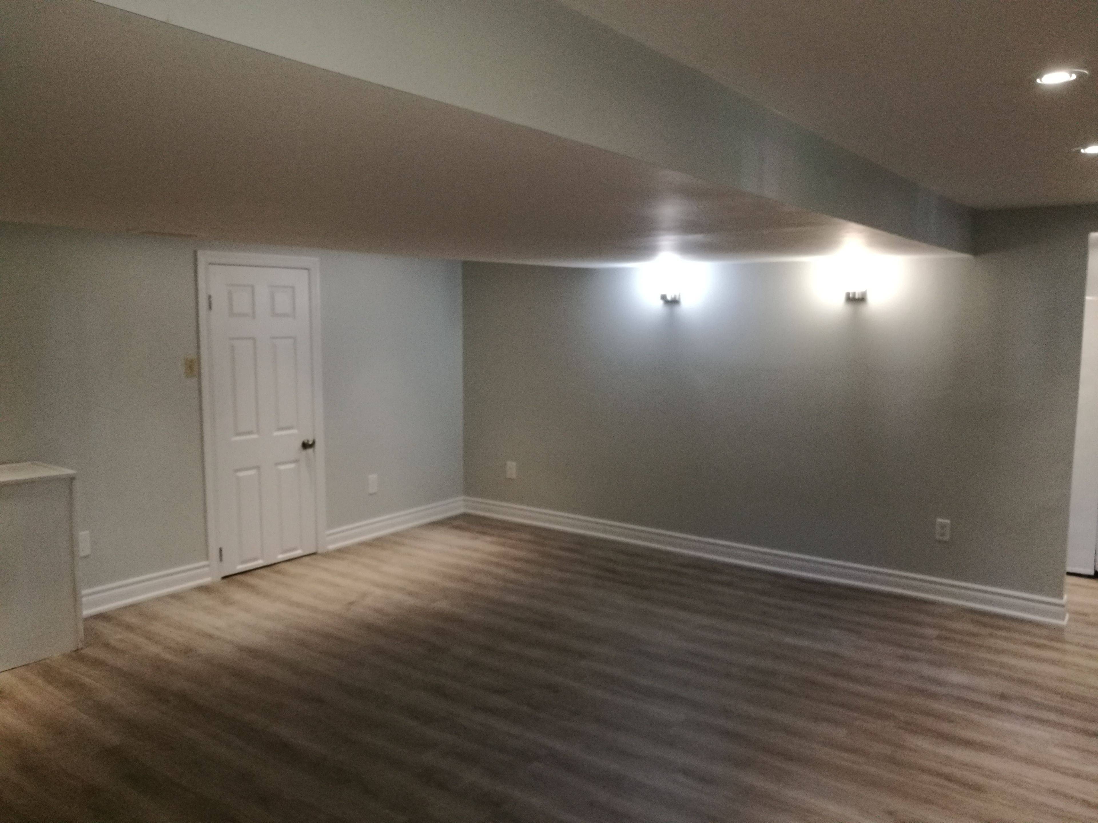 Whitby, ON L1N 2X3,906 Walnut ST W #Basement