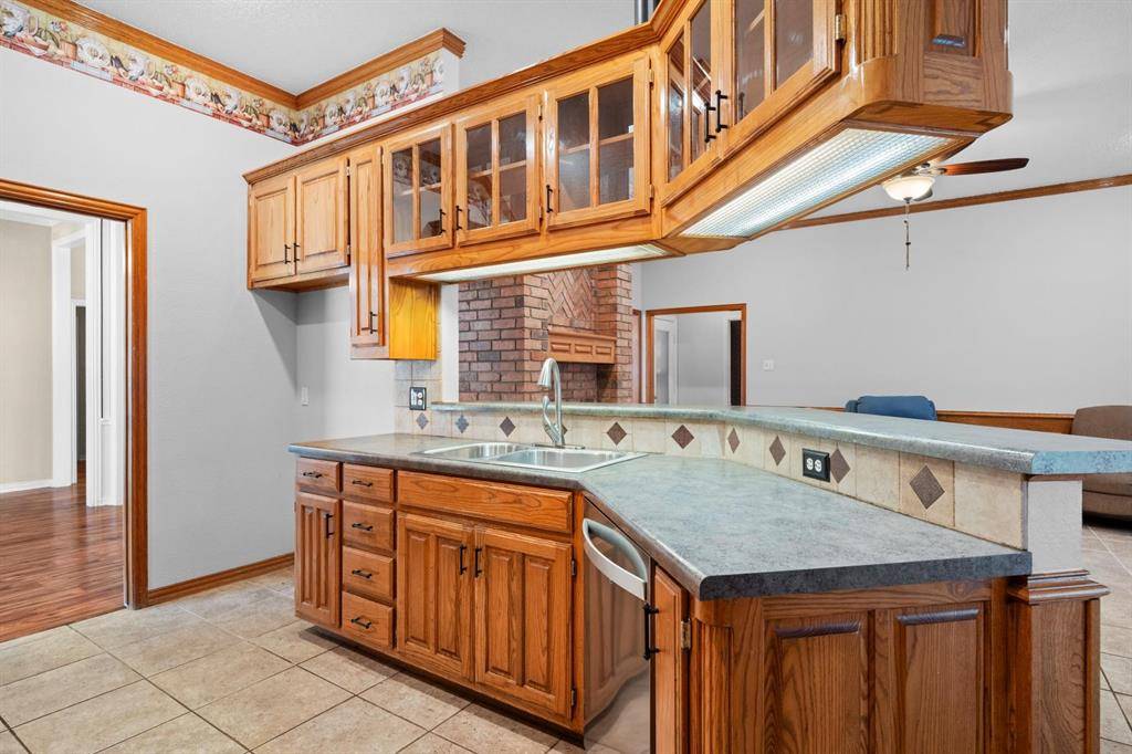 Arlington, TX 76001,3310 Summergrove Drive