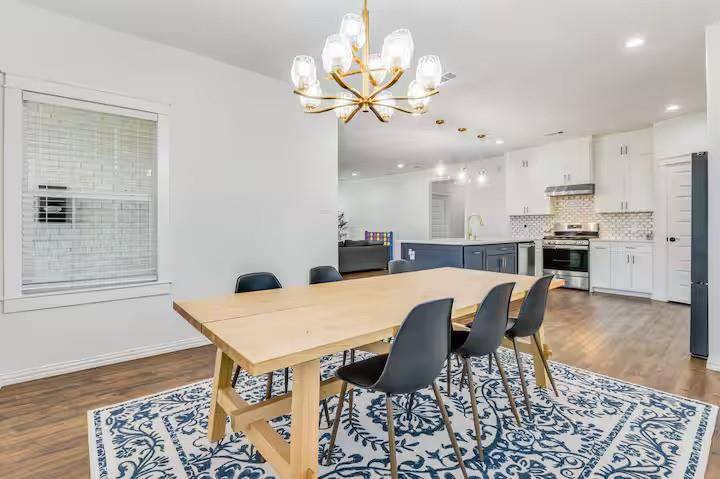 Dallas, TX 75216,1834 Atlas Drive