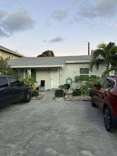Lake Worth Beach, FL 33460,320 S S K St #d