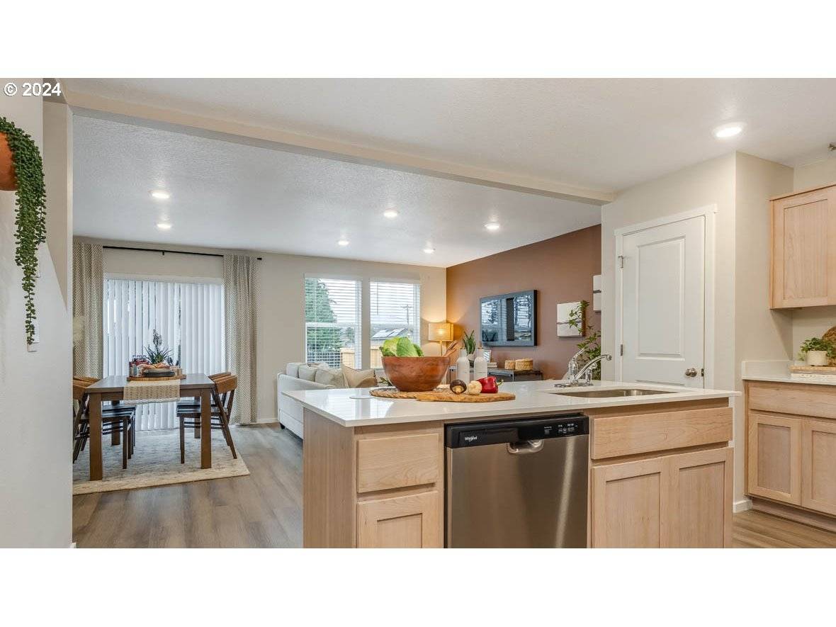 Gresham, OR 97080,6070 SE 15th ST