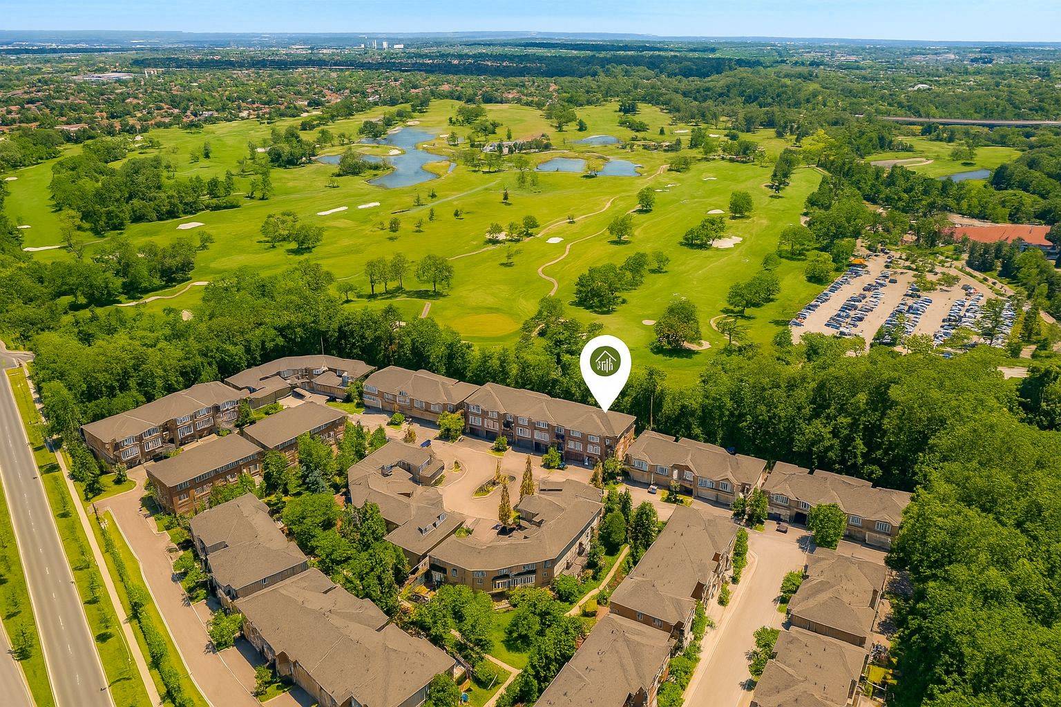 Oakville, ON L6M 3Z4,1267 Dorval DR #19