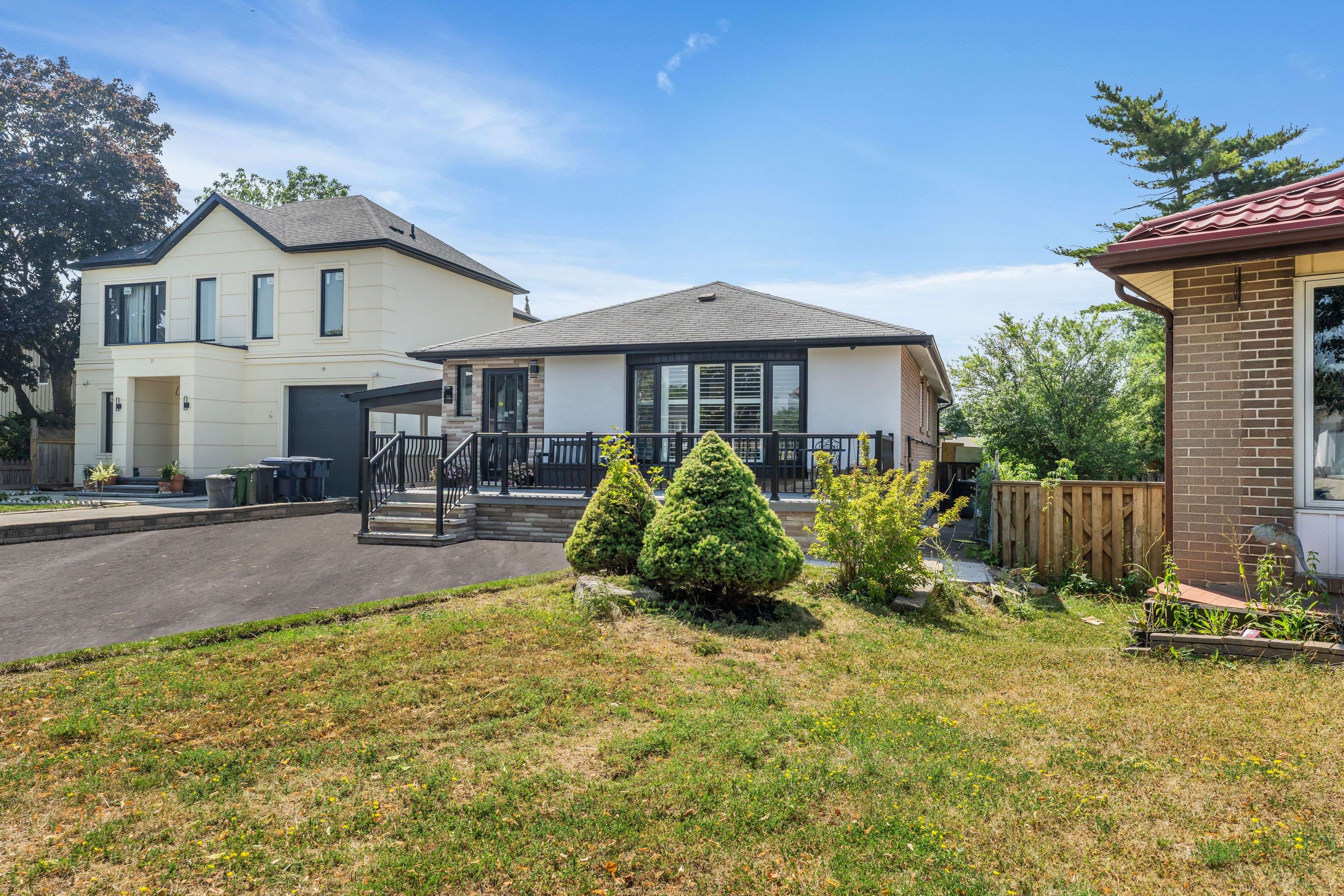 Toronto W10, ON M9V 2J4,55 Dorward DR