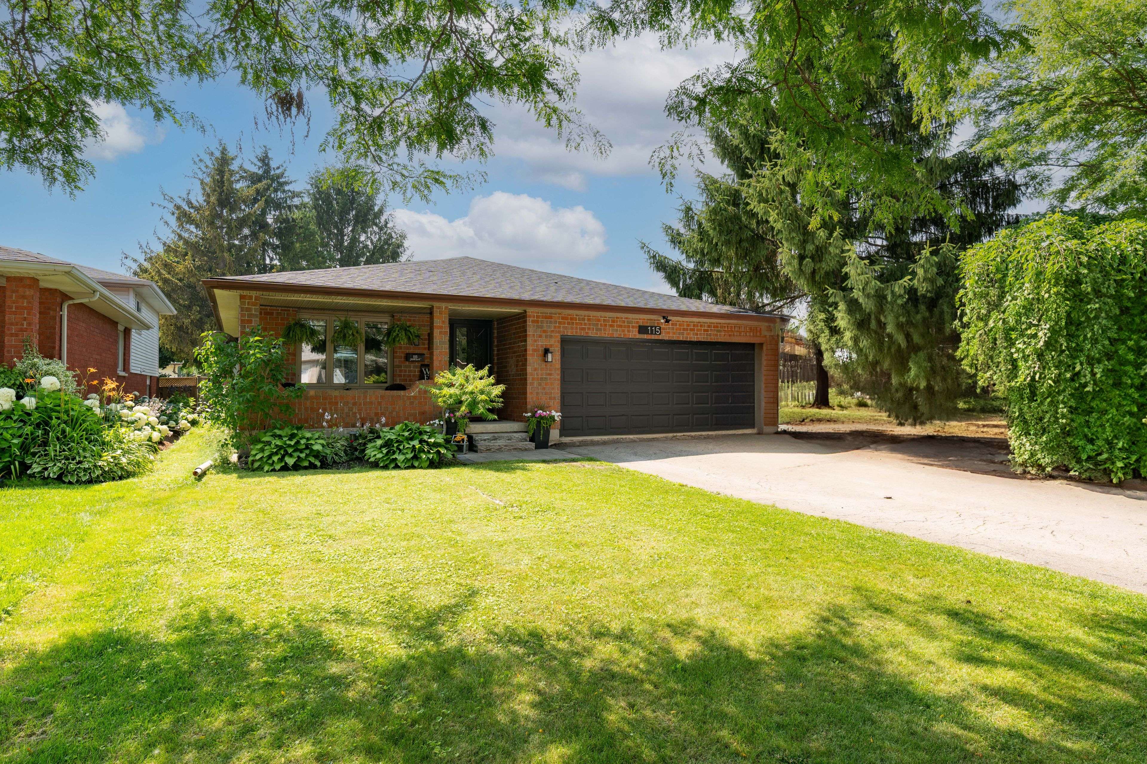 London South, ON N6E 3E6,115 Fairchild CRES
