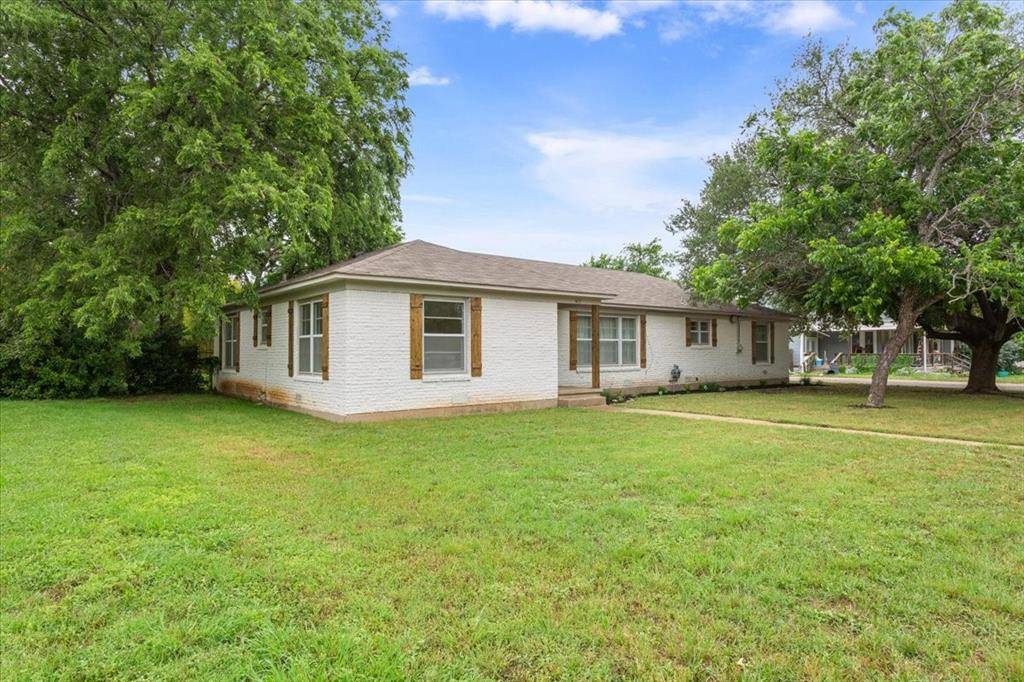 Mcgregor, TX 76657,413 S Tyler Street